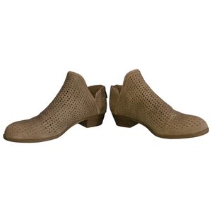 Indigo rd. Cut Out Mini Heel Ankle Boots